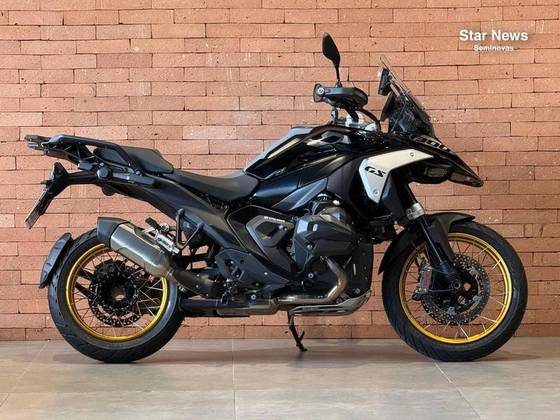 BMW R 1300 GS TRIPLE BLACK 
